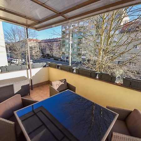 City Komfort Terrace Caşonia Exterior foto