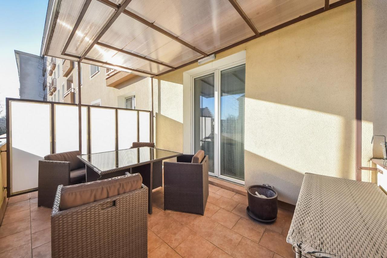 City Komfort Terrace Caşonia Exterior foto